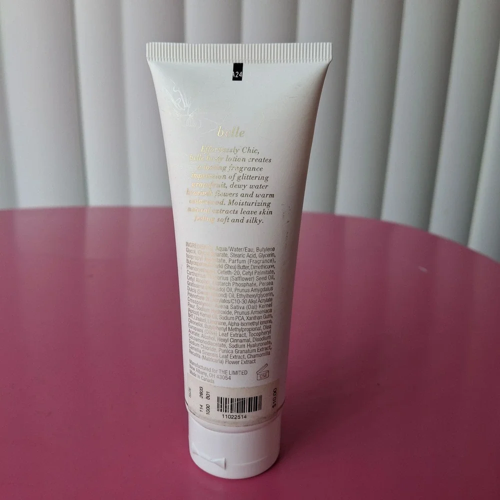 Simply Modern Belle Body Lotion 4.0 fl oz 120mL Grapefruit Cedarwood The Limited